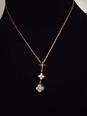 Delicate Clover Rose Gold Floral Drop Necklace - Women Jewelry